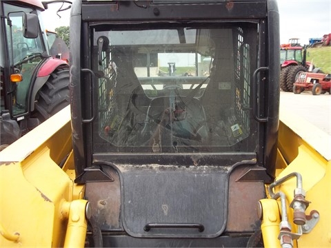  Deere 325 en buenas condiciones Ref.: 1410565720312182 No. 4