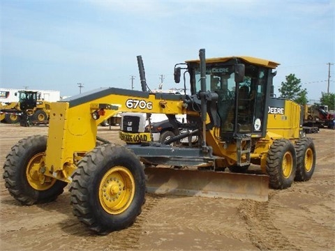 Motor Graders Deere 670G