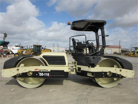 Compactadora Vibratoria Ingersoll-rand DD118HF seminueva Ref.: 1411153476669420 No. 2