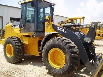 DEERE 544J de medio uso en venta Ref.: 1411161733742737 No. 2