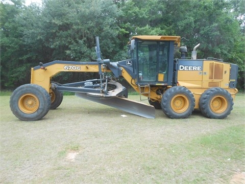 DEERE 670G de segunda mano a la venta Ref.: 1411416915485321 No. 3