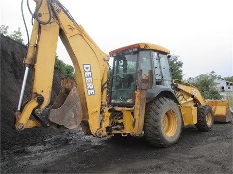 Backhoe Loaders Deere 710G