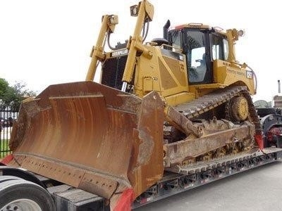 Dozers/tracks Caterpillar D8T