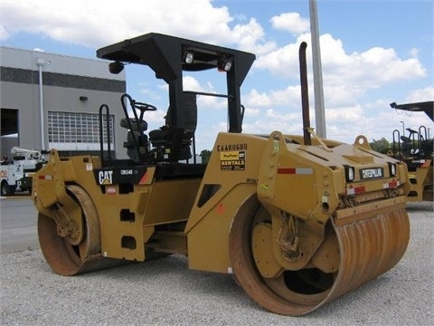 Compactadora Vibratoria Caterpillar CB-534D de segunda mano a la  Ref.: 1411748494689993 No. 2