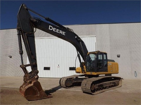 Hydraulic Excavator Deere 270D LC