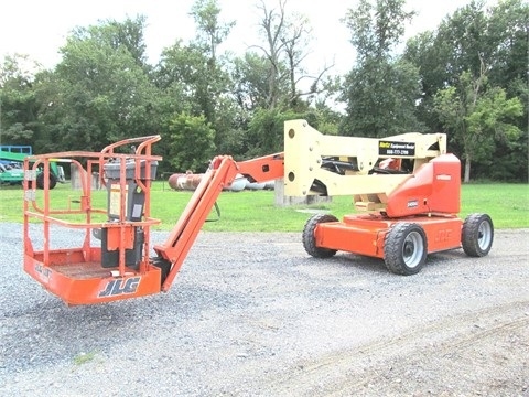 Plataformas Elevadoras Jlg E450AJ de medio uso en venta Ref.: 1412363665540969 No. 3