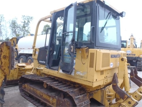 Tractores Sobre Orugas Komatsu D31E de medio uso en venta Ref.: 1412700654386871 No. 3