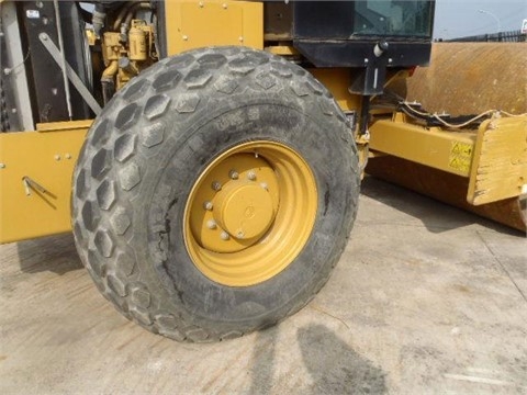 Compactadora Vibratoria Caterpillar CS54 de importacion a la vent Ref.: 1412968629390473 No. 3