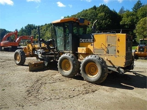 Motoconformadoras Deere 672D de medio uso en venta Ref.: 1412992966365157 No. 3