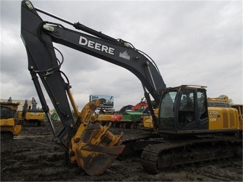 Excavadoras Hidraulicas Deere 270D LC usada a buen precio Ref.: 1413314591754248 No. 2