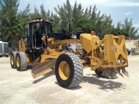 Motoconformadoras Caterpillar 120M usada a la venta Ref.: 1413328840534939 No. 4