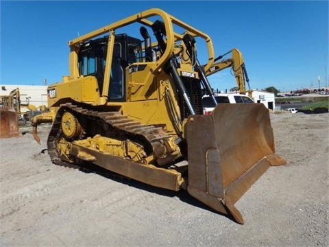 Dozers/tracks Caterpillar D6T