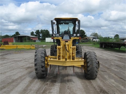 Motoconformadoras Deere 670D de medio uso en venta Ref.: 1413480184771325 No. 2