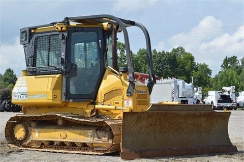 Tractores Sobre Orugas Komatsu D37P de medio uso en venta Ref.: 1413500467673075 No. 2