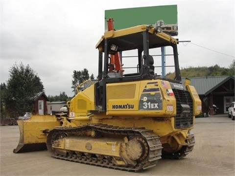 Tractores Sobre Orugas Komatsu D31E de medio uso en venta Ref.: 1413754661688371 No. 3