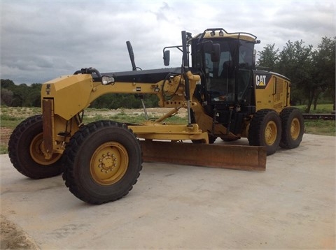 Motoconformadoras Caterpillar 140M de medio uso en venta Ref.: 1413912864663390 No. 2