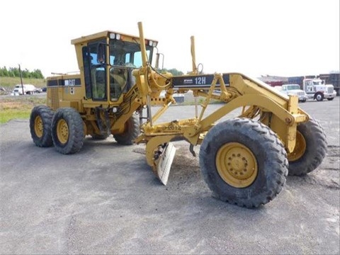 Motoconformadoras Caterpillar 12H de medio uso en venta Ref.: 1413999706106119 No. 2