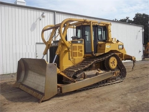 Dozers/tracks Caterpillar D6T