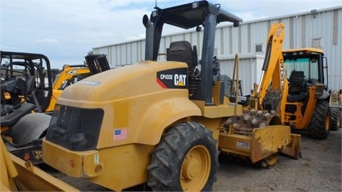 Compactadoras Suelos Y Rellenos Caterpillar CP-433E