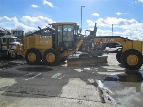 Motoconformadoras Deere 672G