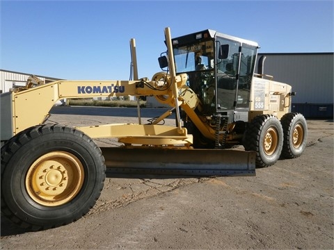 Motoconformadoras Komatsu GD555-3 en buenas condiciones Ref.: 1415655042663862 No. 2