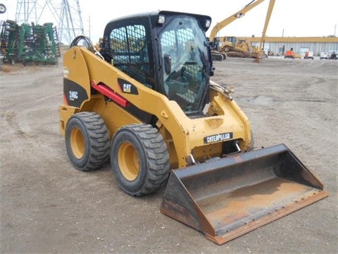 Minicargadores Caterpillar 246C en buenas condiciones Ref.: 1415842787464186 No. 3