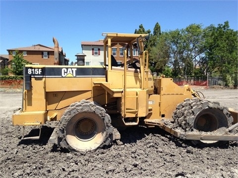 Compactadoras Suelos Y Rellenos Caterpillar 815F usada Ref.: 1416452422795550 No. 2