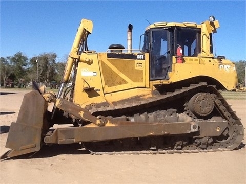 Dozers/tracks Caterpillar D8T