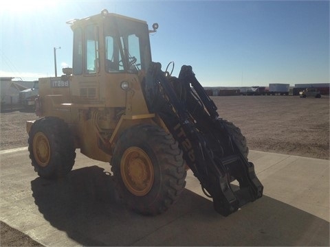 Wheel Loaders Caterpillar IT28B