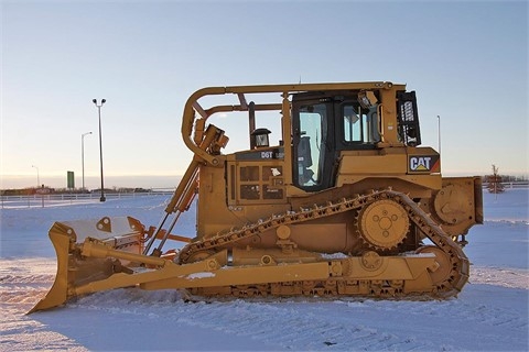 Tractores Sobre Orugas Caterpillar D6T en venta Ref.: 1417227778993551 No. 2