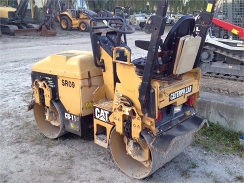 Vibratory Compactor Double Drum Caterpillar CB-114