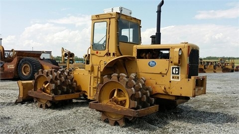 Compactadoras Suelos Y Rellenos Caterpillar 815