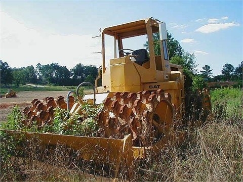 Compactadoras Suelos Y Rellenos Caterpillar 815A usada a buen pre Ref.: 1417577728982033 No. 2