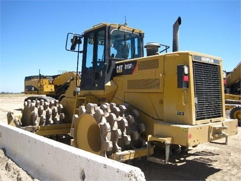 Compactadoras Suelos Y Rellenos Caterpillar 815F