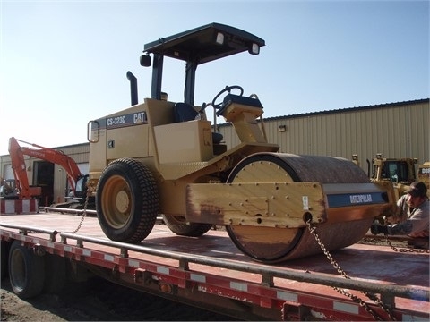 Vibratory Compactors Caterpillar CS-323 C