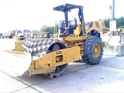 Compactadoras Suelos Y Rellenos Caterpillar CP56 usada en buen es Ref.: 1417664020360683 No. 2