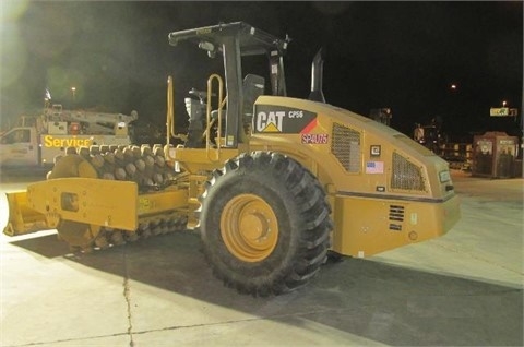 Compactadoras Suelos Y Rellenos Caterpillar CP56