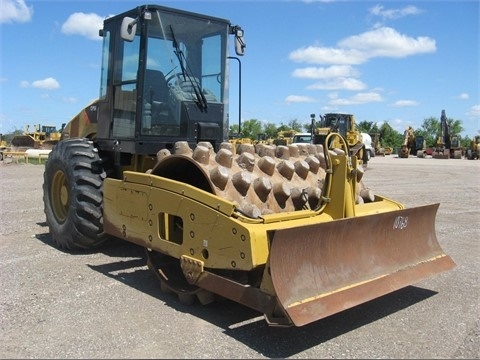 Compactadoras Suelos Y Rellenos Caterpillar CP56 de medio uso en  Ref.: 1417671031597474 No. 3