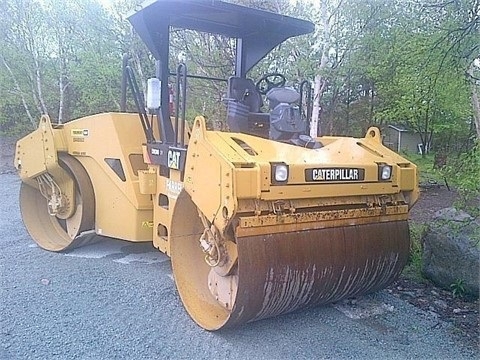 Compactadora Vibratoria Caterpillar CB-534D de segunda mano Ref.: 1417717676520901 No. 2