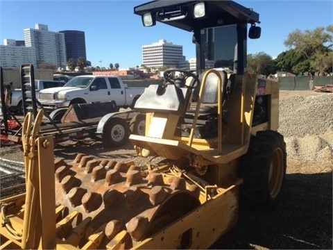 Compactadoras Suelos Y Rellenos Caterpillar CP-323C de segunda ma Ref.: 1417723694139921 No. 3