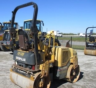 Compactadora Vibratoria Caterpillar CB-224E en venta Ref.: 1417729509846181 No. 2