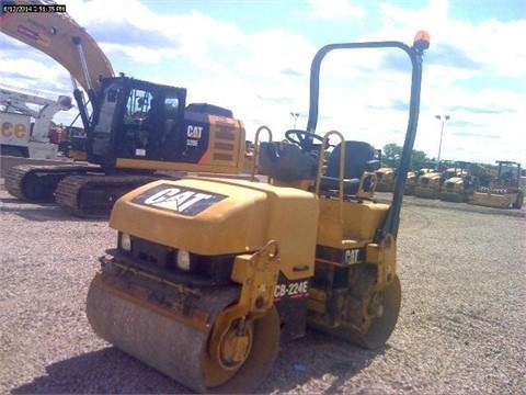 Compactadora Vibratoria Caterpillar CB-224E de segunda mano Ref.: 1417730978065649 No. 3