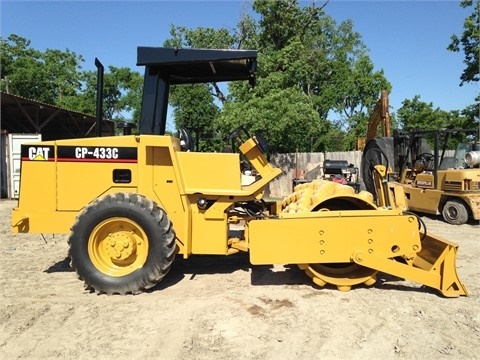 Compactadoras Suelos Y Rellenos Caterpillar CP-433C en venta Ref.: 1417735644592090 No. 3