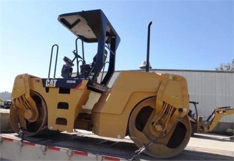 Compactadora Vibratoria Caterpillar CB-434D usada a la venta Ref.: 1417737581627825 No. 2