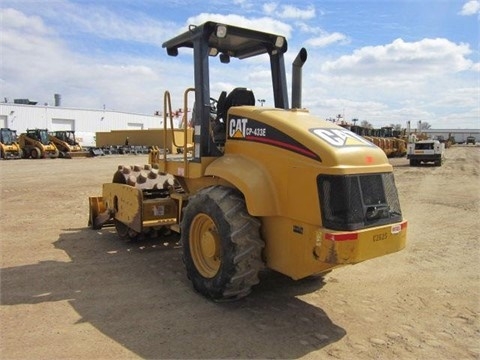 Compactadoras Suelos Y Rellenos Caterpillar CP-433E