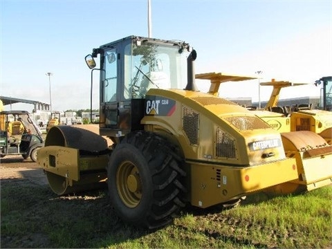 Compactadora Vibratoria Caterpillar CS56 de segunda mano en venta Ref.: 1417804563469146 No. 2