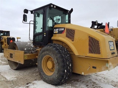 Compactadora Vibratoria Caterpillar CS56