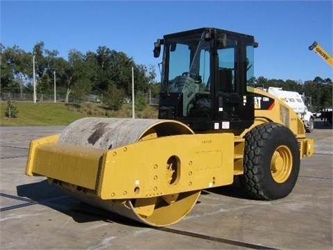 Compactadora Vibratoria Caterpillar CS64 usada de importacion Ref.: 1417823717908467 No. 2