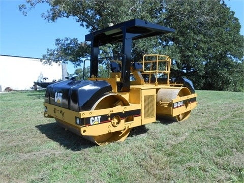 Compactadora Vibratoria Caterpillar CB-634C en venta Ref.: 1417980231844195 No. 2