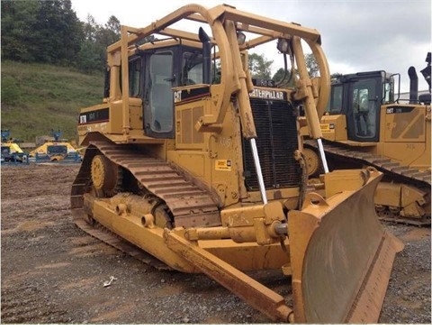 Tractores Sobre Orugas Caterpillar D7R de medio uso en venta Ref.: 1418080855082728 No. 4